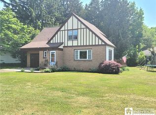358 Temple St, Fredonia, NY