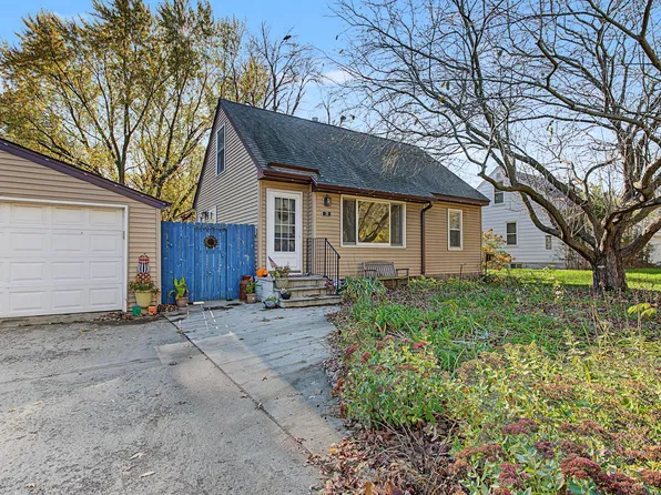 38 North Rd, Circle Pines, MN 55014