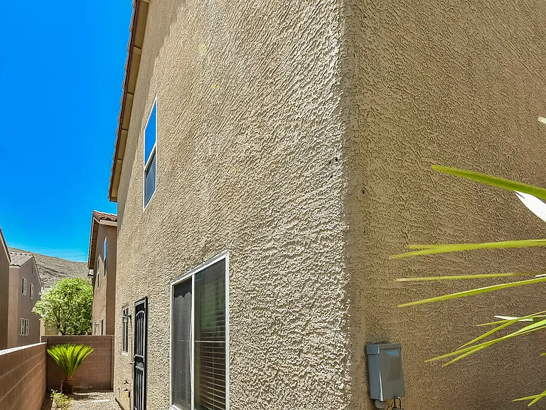 10607 Seasonable Dr — Photo 17