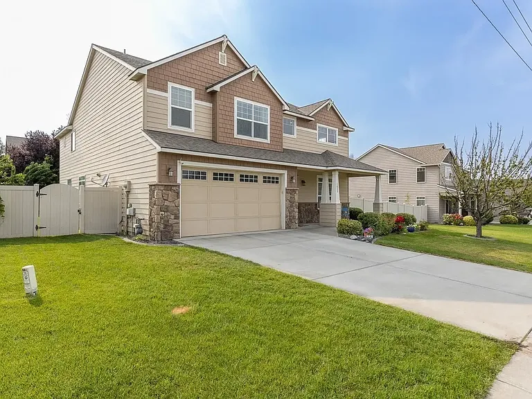 1653 Brantingham Rd — Photo 1