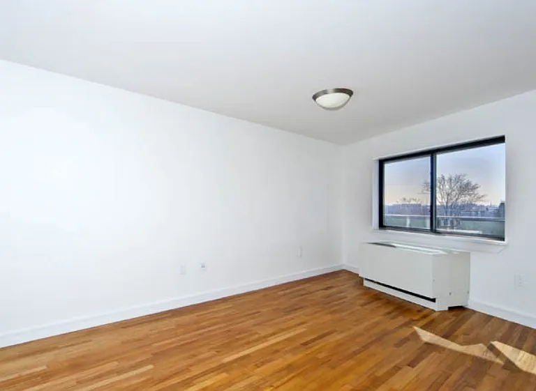 1610 De Kalb Ave #3C — Photo 3