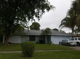 2554 Inisbrook Rd, Riviera Beach, FL 33407
