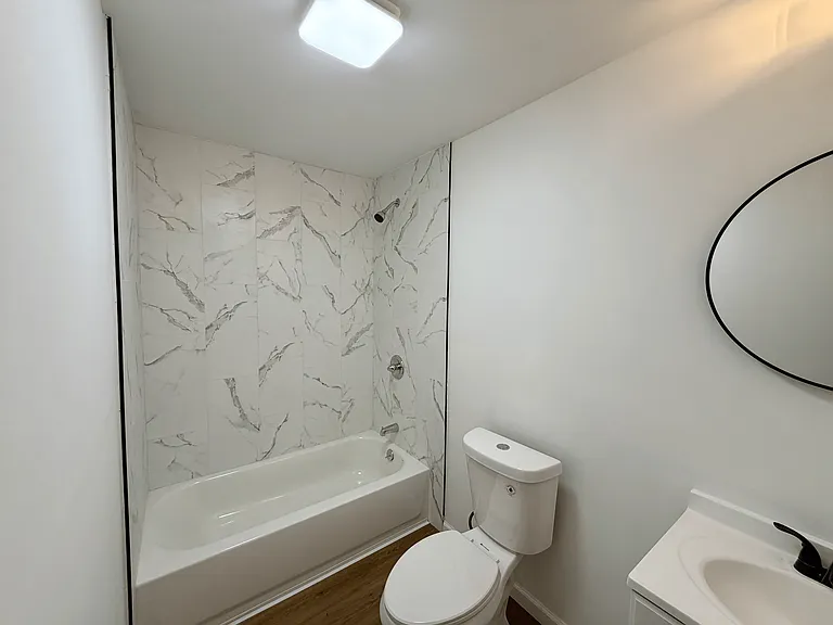 206 E Burwell Ave — Photo 11