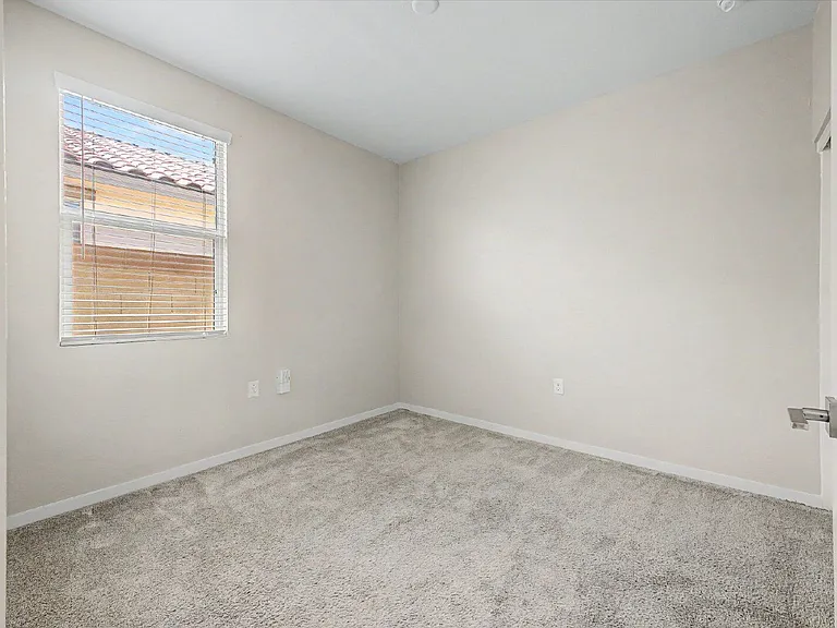 14155 W Georgia Dr — Photo 23