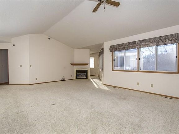 5th image of 2567 Heritage Dr