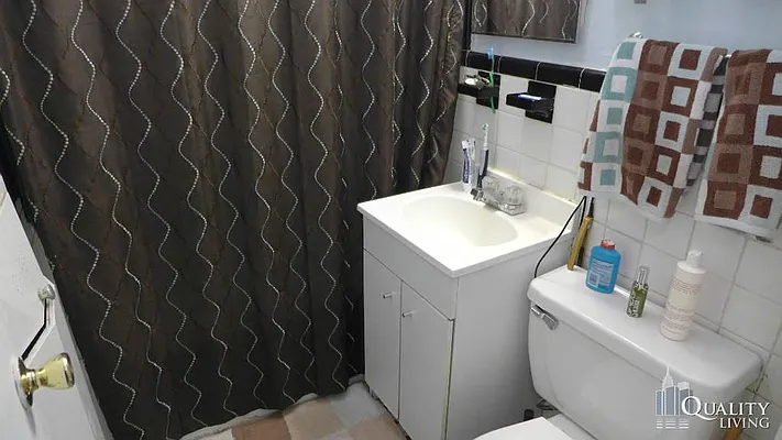 Rented by (Legacy) NY Quality Living Uptown | media 19