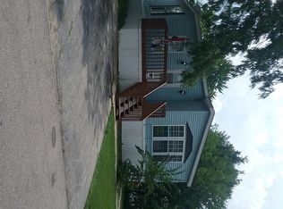 5263 Pebble Ln, Loves Park, IL 61111