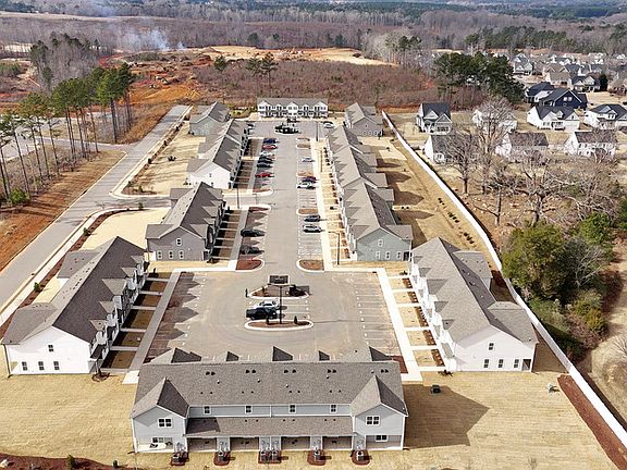 3rd image of 1047 Peony Ln