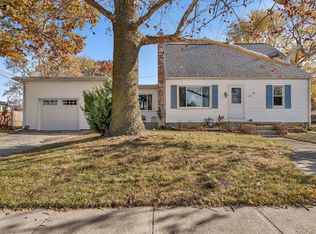 1301 Union St, Morris, IL 60450