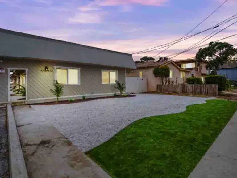 E Clara St — Photo 15