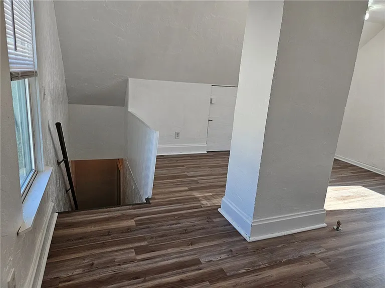 2212 Cronemeyer St — Photo 45