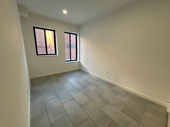 4th image of 346 W 53rd St APT 2F