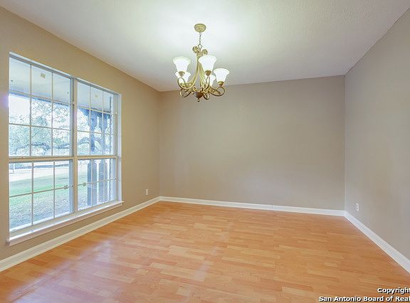 5th image of 8303 Delphian Dr