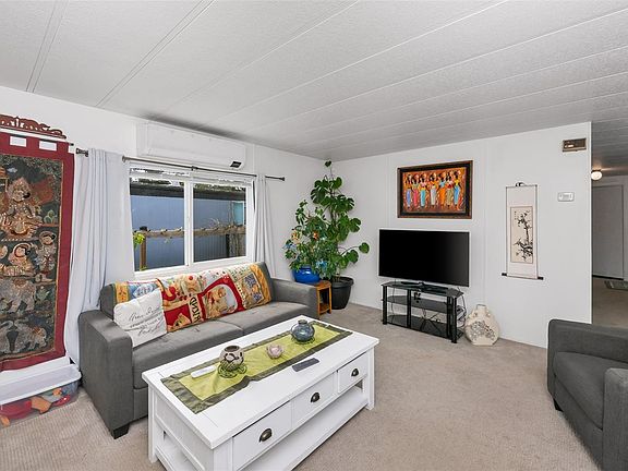 4th image of 1498 Admirals Rd #4