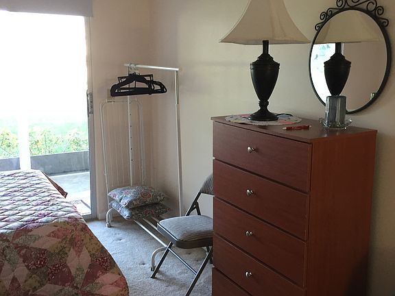 4th image of 1059 Cambridge #C