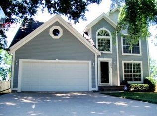 1251 N Prince Edward Island St, Olathe, KS 66061