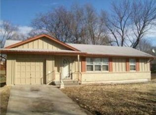 8808 McElroy Rd, Kansas City, MO 64134