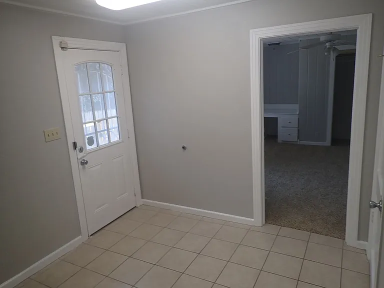 6340 Parkdale Dr — Photo 11