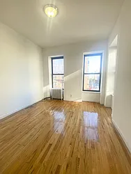 Rented by MOTION New York