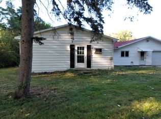 3245 Shawnee Rd, Bridgman, MI 49106