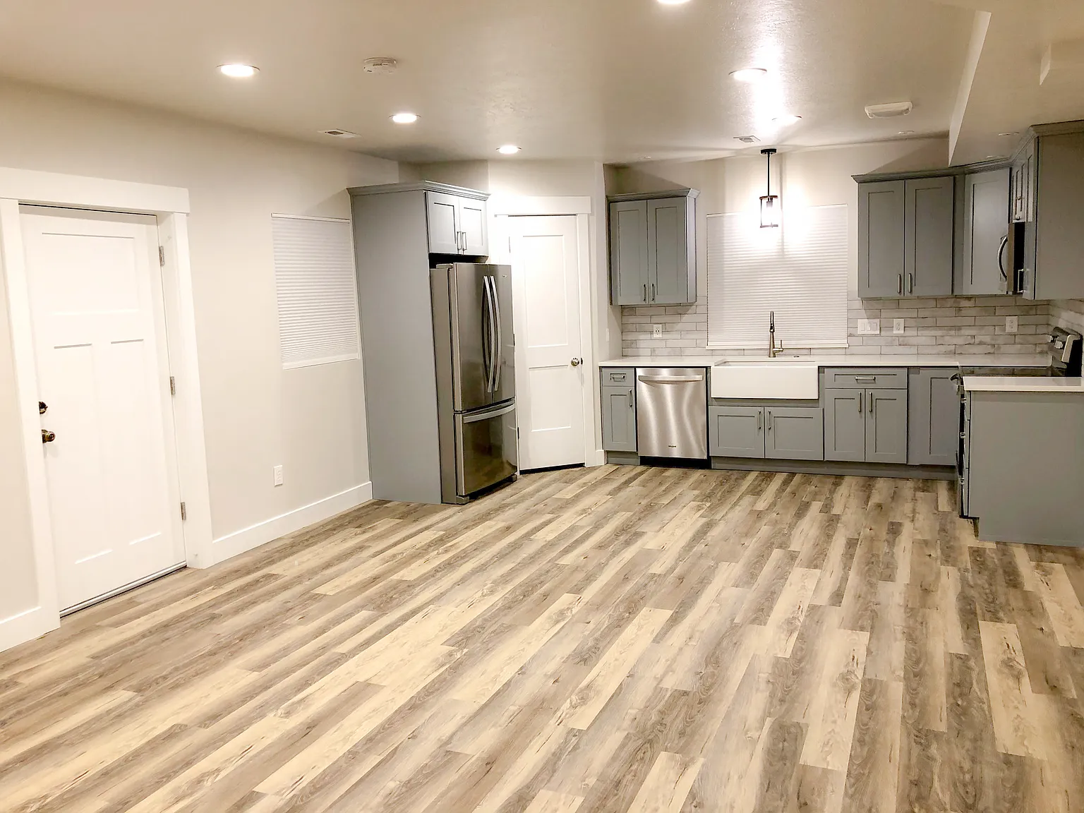 2 bed, 1100 sqft, $1,750 — Photo 2