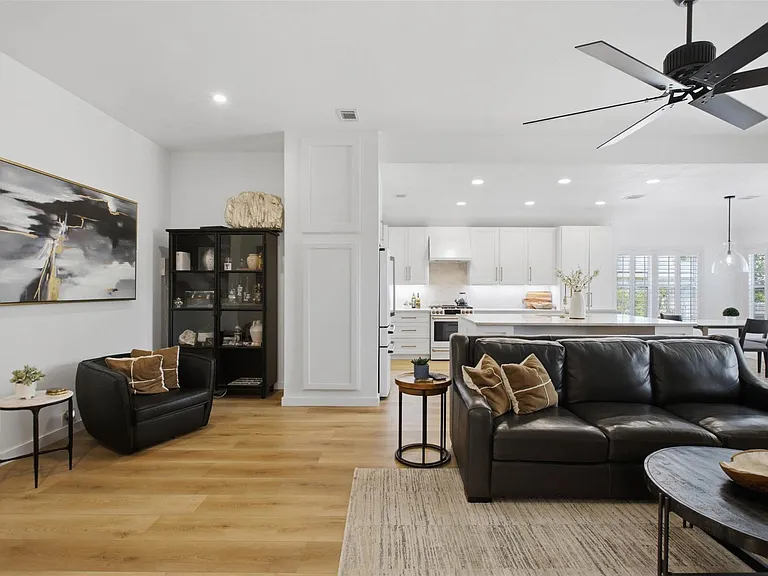 1833 Paradise Ridge Dr — Photo 10
