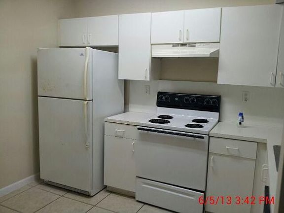 3rd image of 15741 SW 137th Ave APT 106
