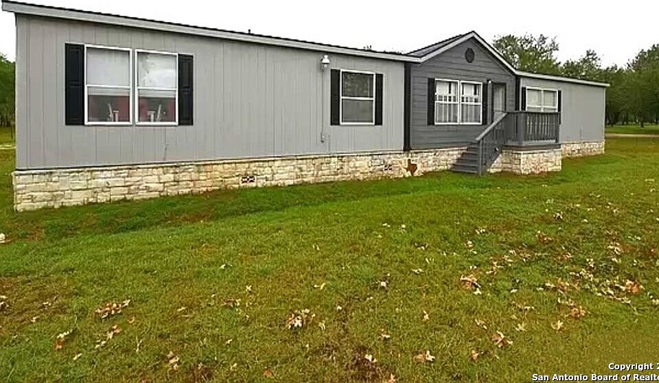 1st image of 22704 SAVANNAH HTS