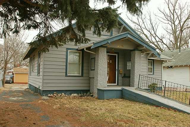 2nd image of 4007 5th Ave