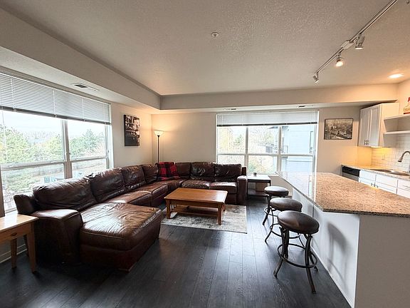 4th image of 4101 W 31st St APT 206