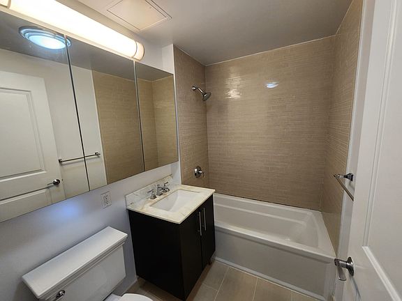 4th image of 8330 Kew Gardens Rd APT 4I