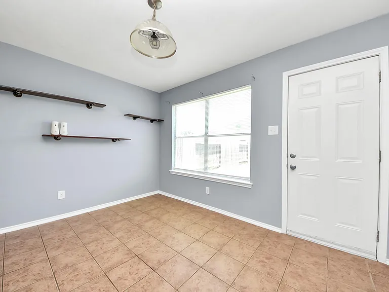 14423 Hillard Green Ln — Photo 35