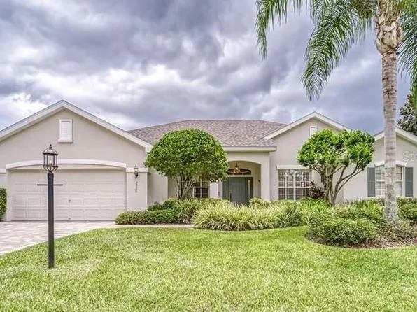 2926 Spring Hammock Dr, Plant City, FL 33566