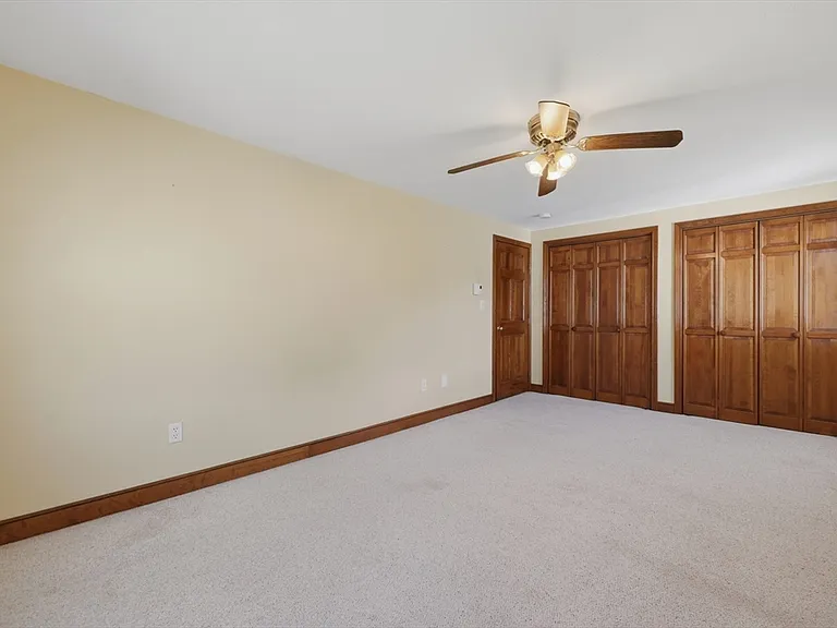 21 Janet Cir #2 — Photo 24