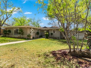 500 Rittiman Rd, Terrell Hills, TX 78209