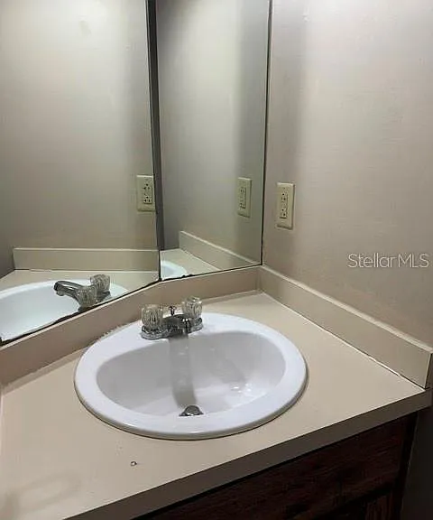 8559 Pilgrim Ct — Photo 28