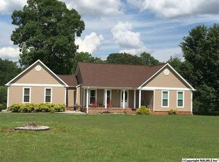 438 Delynn Dr, Hazel Green, AL 35750