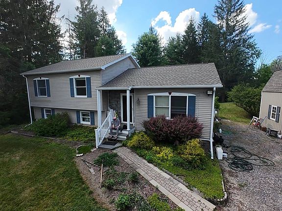 3rd image of 30 Hornbrook Rd