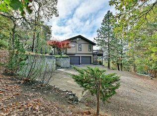 7979 Rapp Ln, Talent, OR 97540