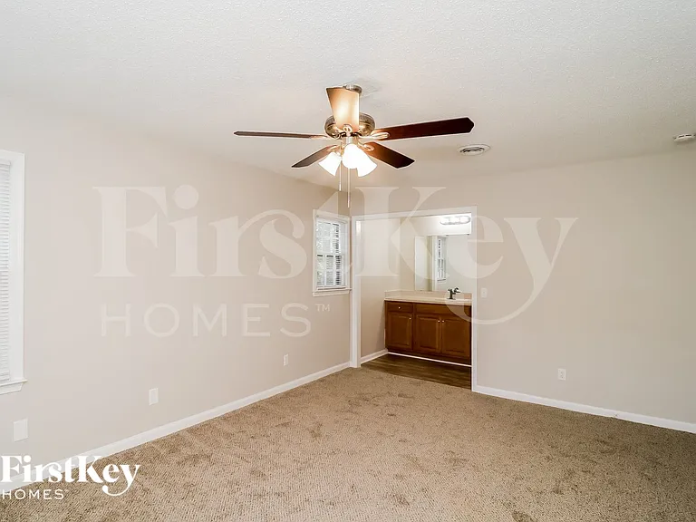 2305 Cottage Pl — Photo 8