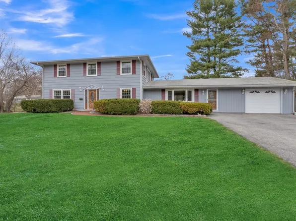 12 Penn Rd, Peabody, MA 01960