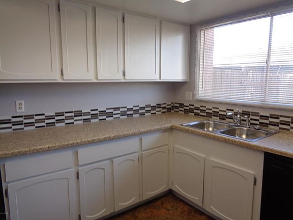 3rd image of 3305 W Echo Ln
