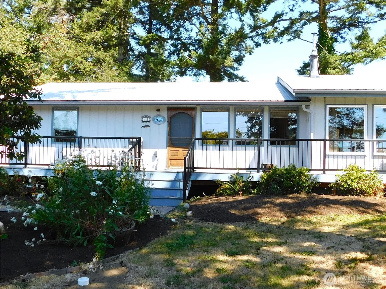 54 Cedar Street photo 1