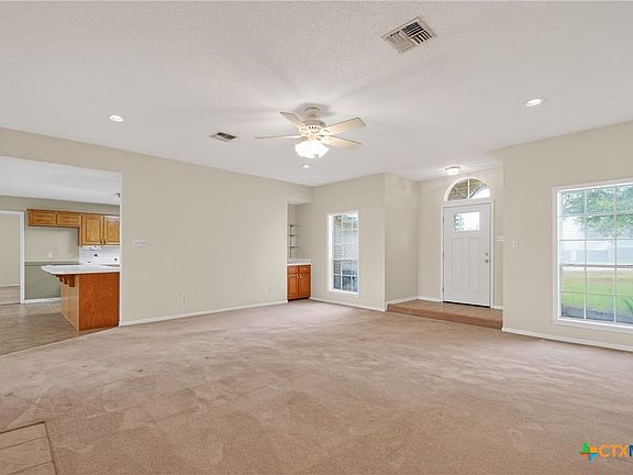 4th image of 603 Oakway St