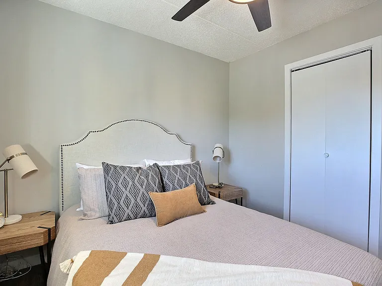 2227 Lorne St #201 — Photo 14