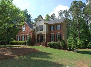 160 Stonehaven Dr, Fayetteville, GA 30215