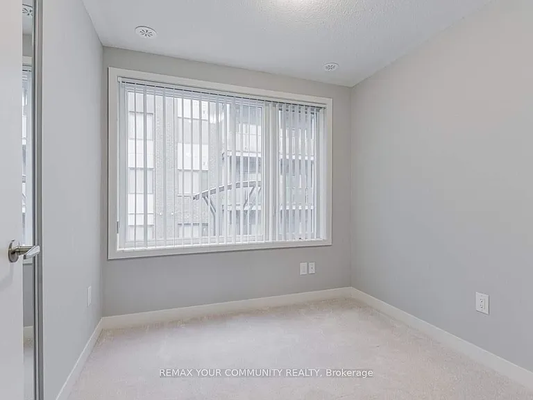 50 Orchid Place Dr #1 — Photo 9
