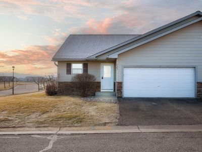 1563 Ponderosa Ln, New Richmond, WI, 54017