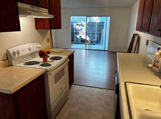 1260 Southwood Dr APT D, San Luis Obispo, CA 93401