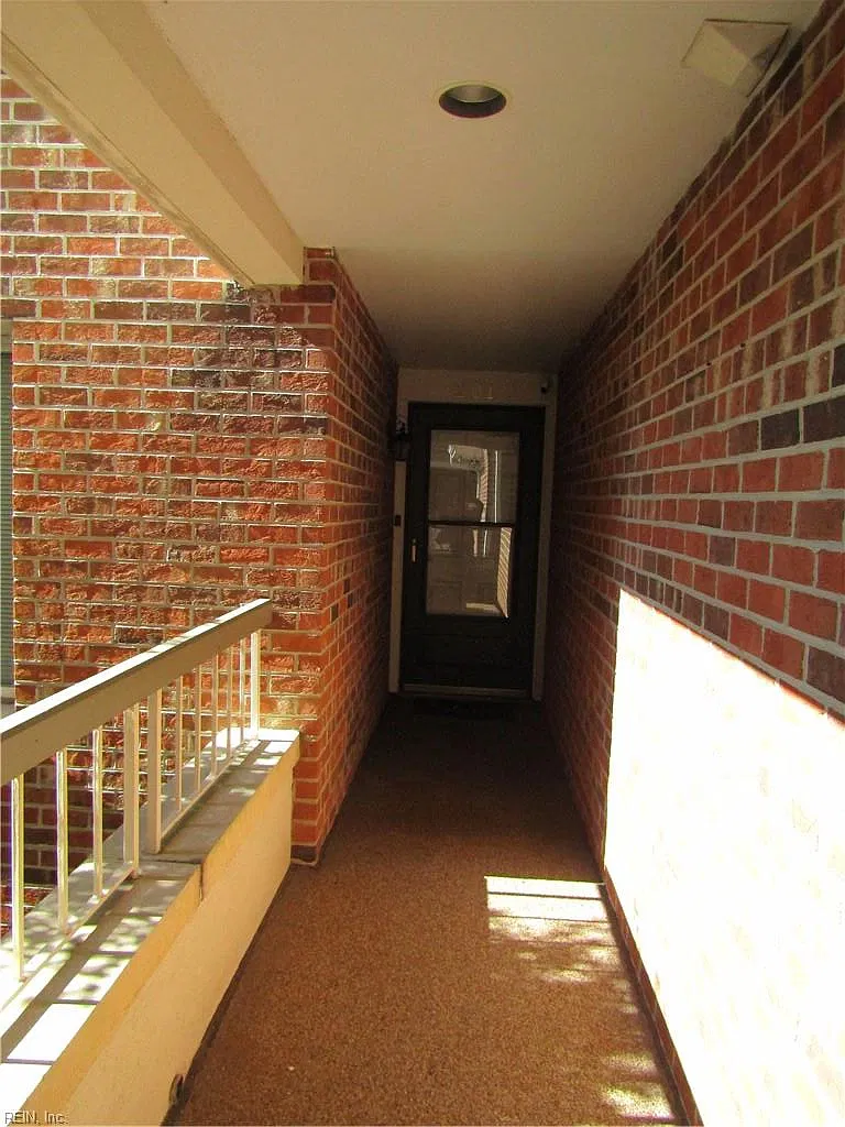 4846 Kempsville Greens PW — Photo 3